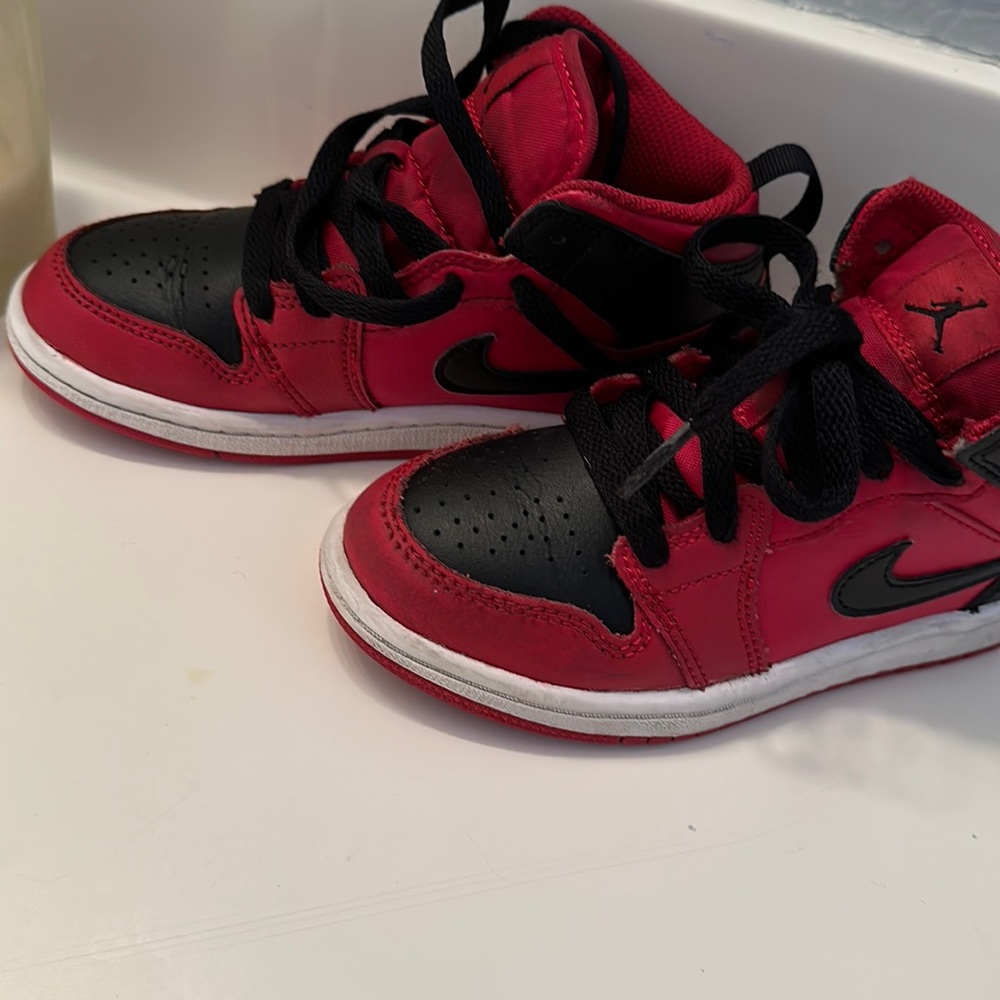 Red jordans